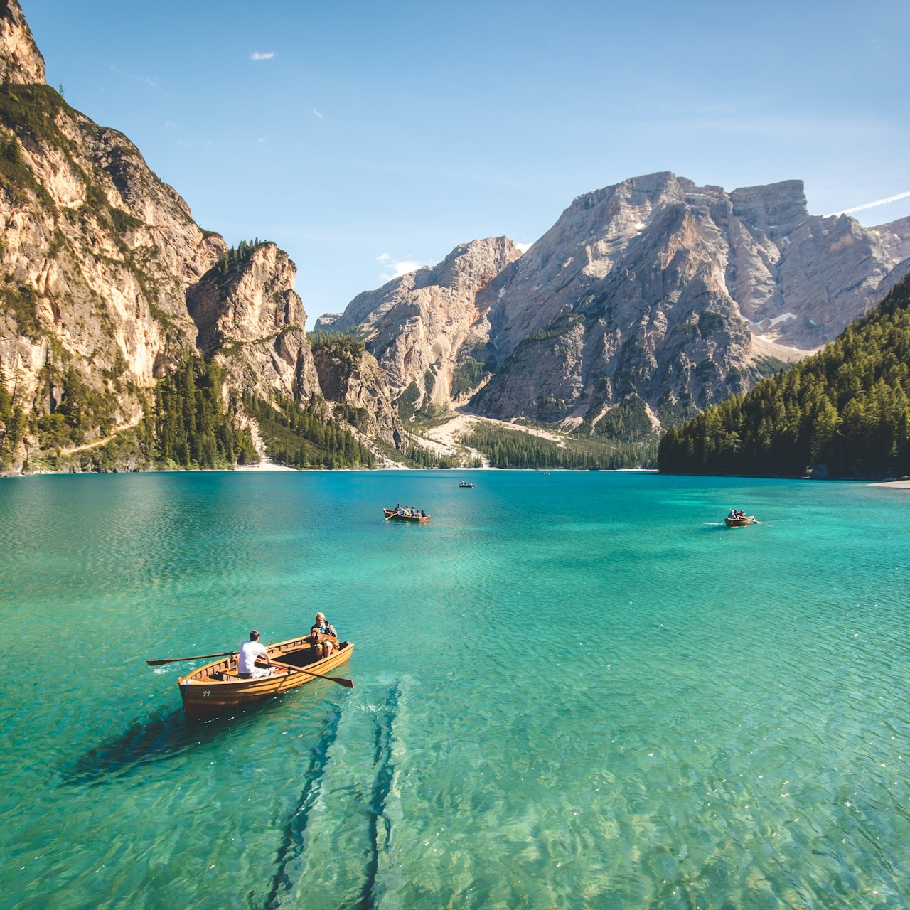 people-enjoy-boating